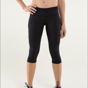 Lululemon Run for Fun Crop- Size 6